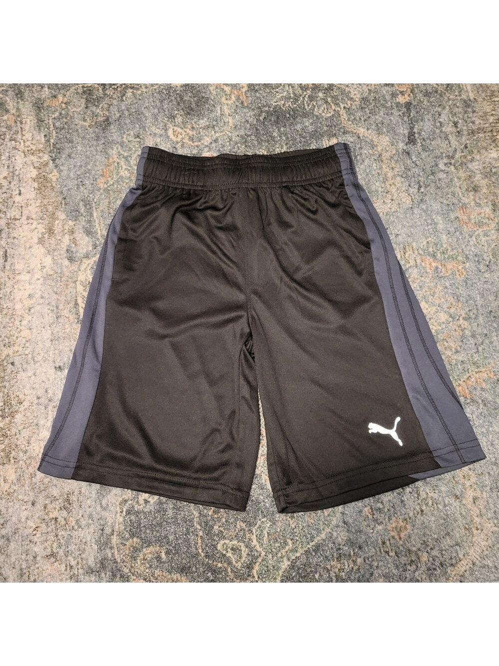 NWT Puma Kids Black and Gray Ball Shorts Size S(8)